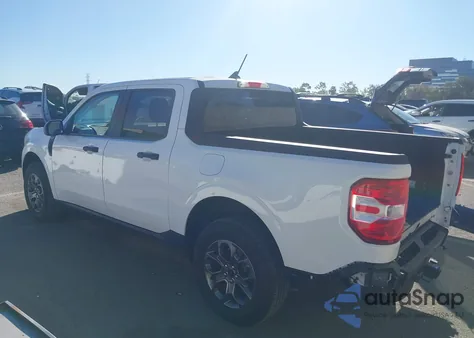 2024 Ford Maverick Xlt z USA, uszkodzony, nr VIN 3FTTW8H39RRA74636